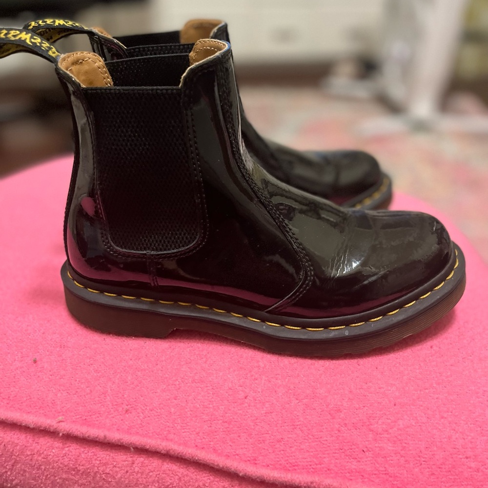 COPY - DR MARTENS Black patent leather